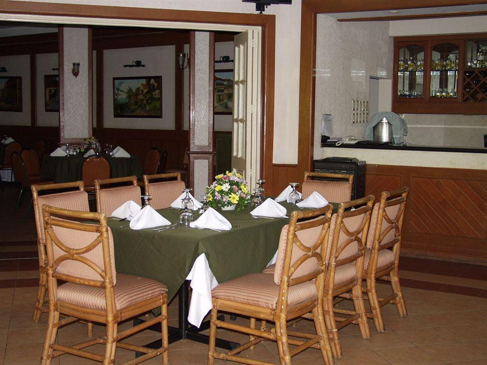 Sunrise Holiday Mansion Tagaytay City Zewnętrze zdjęcie