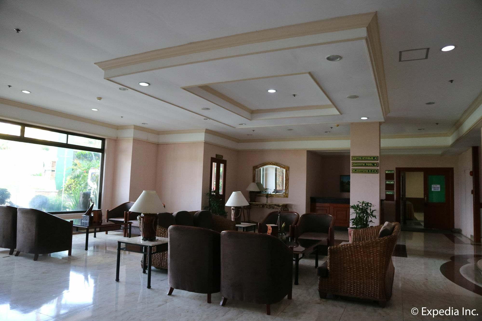 Sunrise Holiday Mansion Tagaytay City Zewnętrze zdjęcie