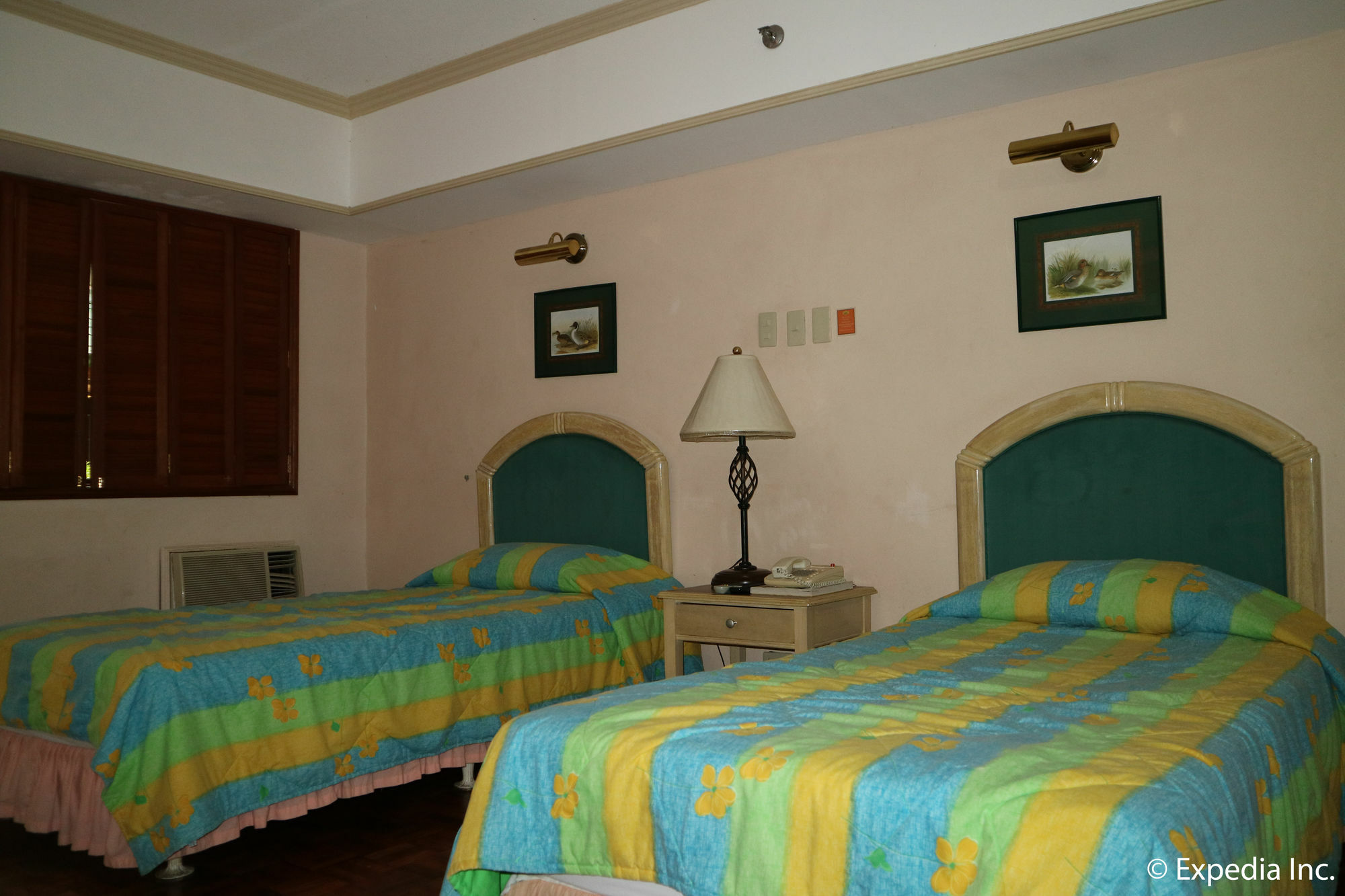 Sunrise Holiday Mansion Tagaytay City Zewnętrze zdjęcie